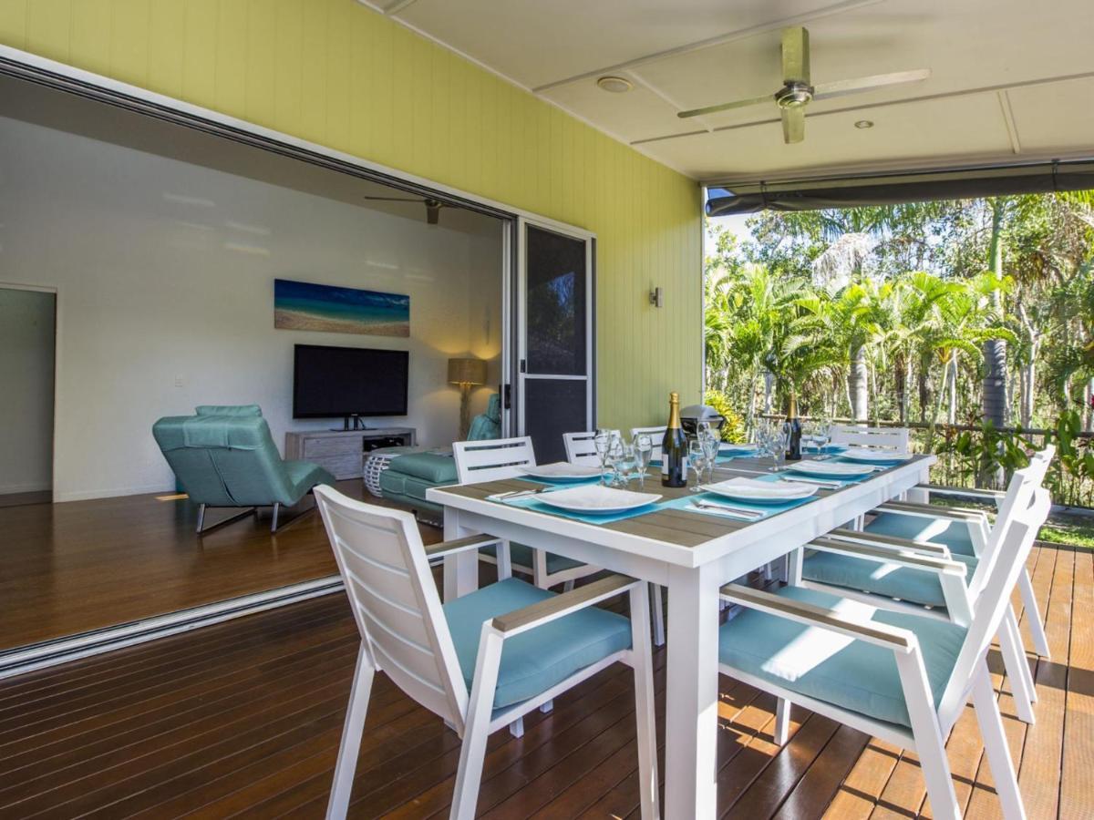 Azur Villa Horseshoe Bay Exterior photo